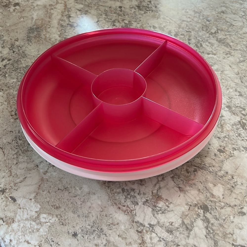 Tupperware container with cover